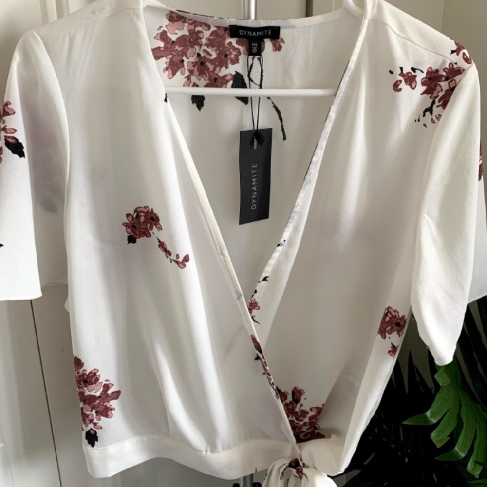Dynamite White Floral Wrap Top Size S